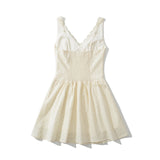 Z New 2025 Lace Back Tight Solid Color Fluffy Fold V-Necked Dress Dress Dress Dress Dress HZ1208